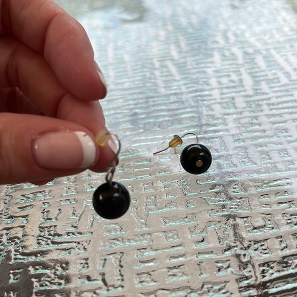 Black ball earrings - Picture 2 of 2